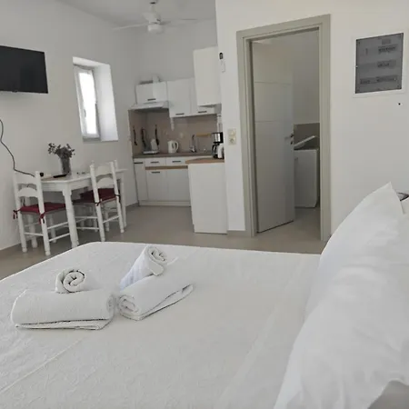 Paros Vista * Nea Cryssi Akti